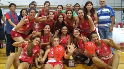 Las chicas de Talleres ganaron el Torneo Dos Orillas de Primera División