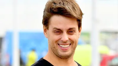 “Agarramos trabajos de herrería para mantener el taller ocupado”, confesó ‘Pope’ Bonelli