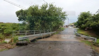 puente calle Manuel Gálvez (Foto: Uno)