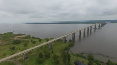 Cumple 45 años el puente Libertador General San Martín, que une Gualeguaychú y Fray Bentos