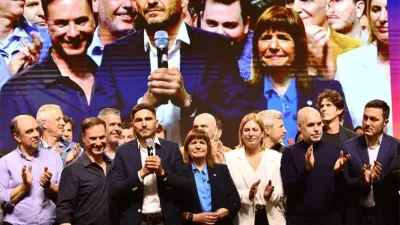 Maximiliano Pullaro logró la primera foto de unidad de Juntos por el Cambios luego de las PASO.