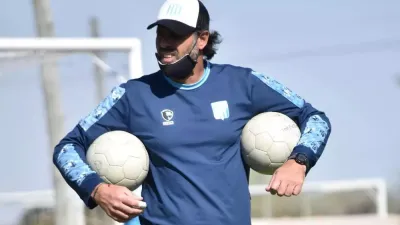 “Chiquito” Bossio será el DT de Racing de Córdoba y debutará ante Atlético Paraná