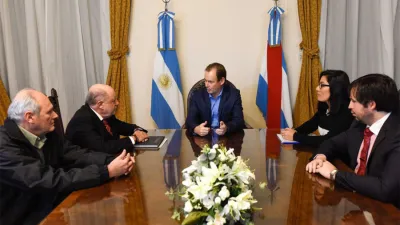 Busti le presentó al gobernador Bordet el proyecto para retomar la búsqueda de los restos del caudillo Francisco Ramírez.