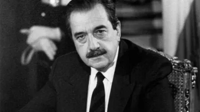 Raúl Alfonsín es considerado como el padre de la democracia. Gobernó entre 1983 y 1989.