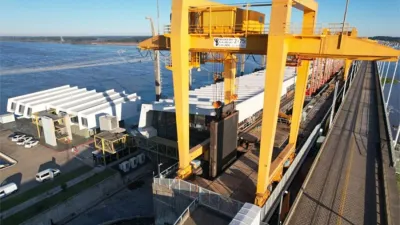 Motosierra en represas. Yacyretá despidió a más de 100 y en Salto Grande preparan medidas de fuerza porque Nación no paga.