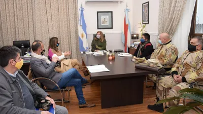 Aspecto del encuentro de los funcionarios que analizaron la situación en la zona del Delta entrerriano.