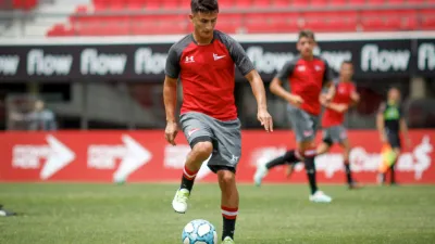 El entrerriano Mauro Díaz será baja por tres semanas en Estudiantes de La Plata