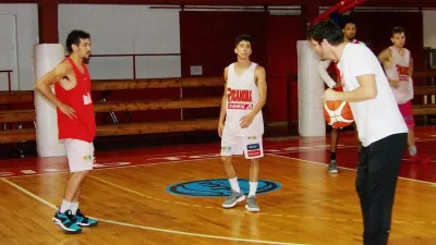 Básquet: Rocamora jugará este miércoles su cuarto amistoso rumbo a la Liga Argentina