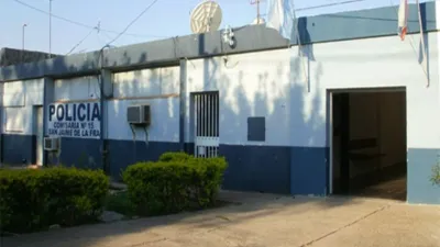 Policía