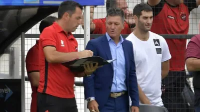 Sciacqua defendió al DT de Boca: “Hay que estar en los pantalones de Alfaro”