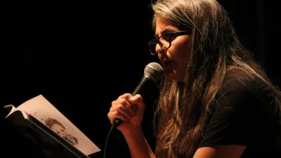 Selva Almada fue reconocida por los Premios Democracia 2020