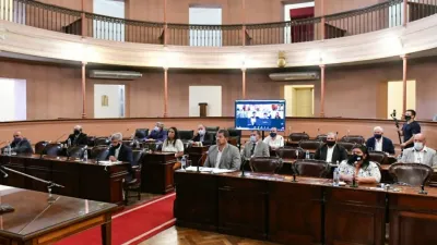 El Senado designó autoridades y ratificó presidentes de bloques