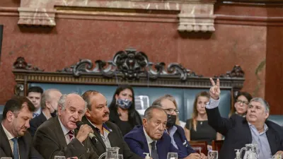 Las comisiones de Legislación General y de Presupuesto de la Cámara de Senadores se reunirá el próximo miércoles para continuar analizando la creación del Fondo Nacional para la Cancelación de la Deuda con el FMI.