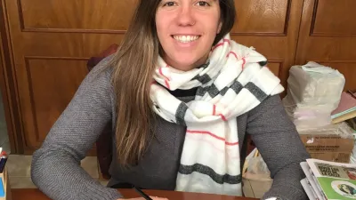 La crespense Sofía Schell firmó su primer contrato como futbolista profesional