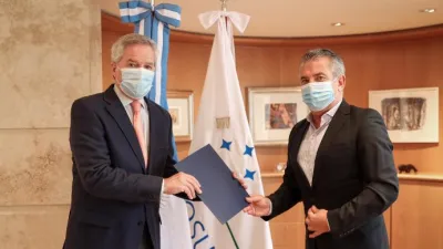 Solá recibió a Urribarri