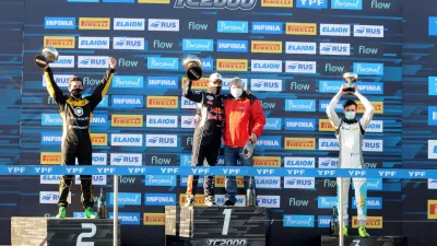  Franco Bosio ganó de principio a fin el Sprint del TC2000 en Paraná