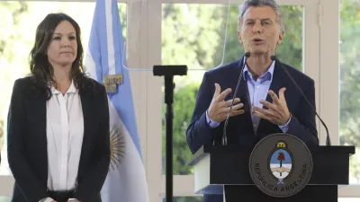 Stanley y Macri