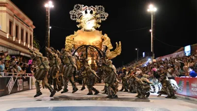 La comparsa Ará Yeví del Club Tiro Federal fue la responsable de inaugurar la segunda noche del Carnaval del País. Crédito foto: Prensa Carnaval.
