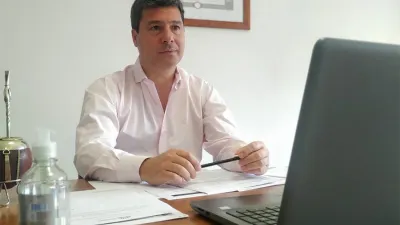 Gustavo “Tavi” Zavallo confirmó que dio positivo para Covid-19, que se encuentra aislado y pidió a todos a cuidarse.