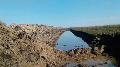 Terraplenes en islas de Victoria