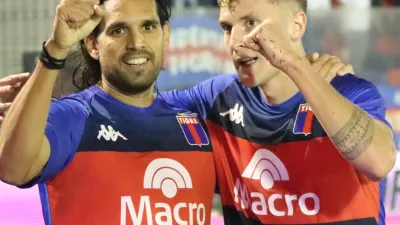 Tigre goleó a Platense en el clásico y consolidó su buen momento en la Zona B