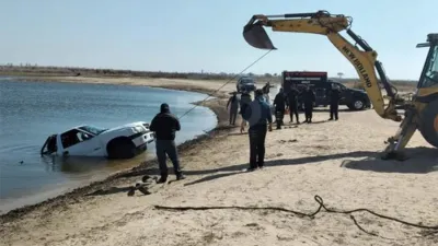 Tragedia familiar: Emilio Albornoz de 77 años; Cristina Albornoz de 46 y Miguel de 11, fallecieron y sus cuerpos fueron rescatados por los Buzos Tácticos policiales. Dos adolescentes, Gabriel Albornoz de 16 y Julia Albornoz de 14, lograron sobrevivir.