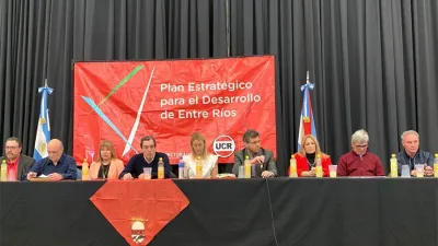 Ramiro Pereira, titular de la UCR Paraná, expuso en un encuentro provincial los desafíos del radicalismo.