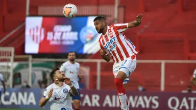 Unión de Santa Fe no pudo romper el cero y quedó eliminado de la Copa Sudamericana