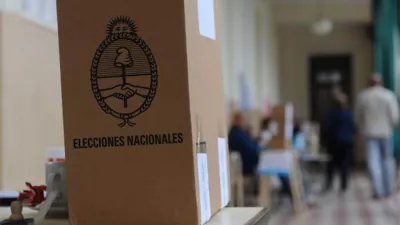 De acuerdo a las primeras encuestas post cierre de listas se verifica una nítida caída de Milei al tercer lugar; Bullrich y Larreta disputan una interna pareja; Massa pone más competitivo a UP.