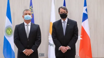 El presidente de Chipre recibió las cartas credenciales de Urribarri