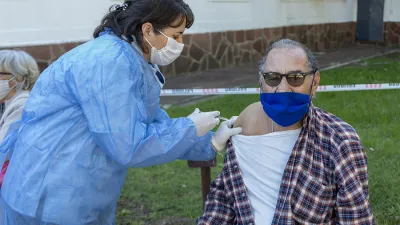 El operativo de vacunación en Paraná será en el Complejo Escuela Hogar Eva Perón.