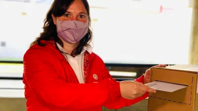 Lucía Varisco votando