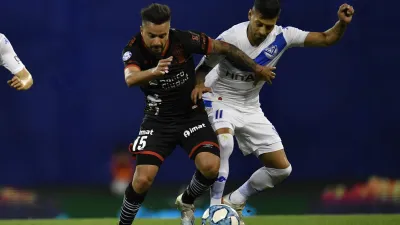 Superliga: Vélez y Huracán no se sacaron ventaja en Liniers