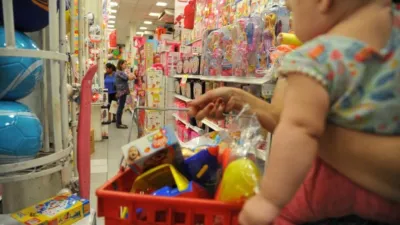 Las ventas navideñas cayeron 10,1% interanual, según CAME