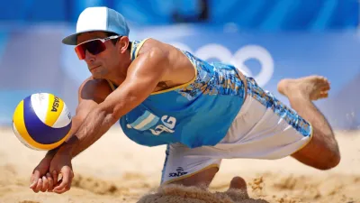 Julián Azaad: “Las redes sociales son una buena herramienta para ser escuchados”