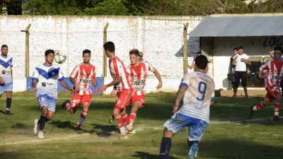 Torneo Regional Amateur: Atlético Paraná y Sportivo Urquiza oficializaron su participación