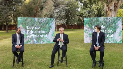Alberto Fernández ley de Educación Ambiental