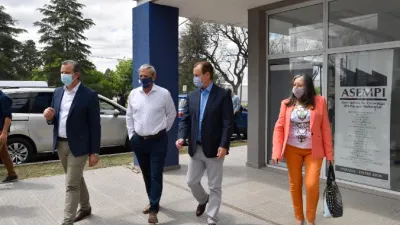 Bordet recorrió junto a Bahl el Parque Industrial de Paraná y confirmó financiamiento