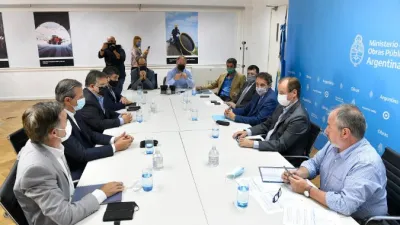 Bordet junto al ministro Katopodis repasó la agenda de obras para la provincia