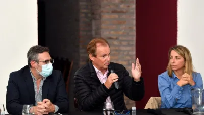 Bordet definió agendas de gestión con los intendentes justicialistas