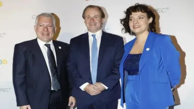 Bordet valoró el aporte del Cippec “a la transparencia y a optimizar las políticas”