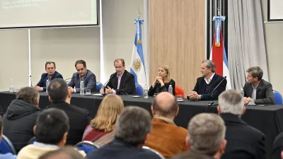 Bordet firmó convenios con Nación para ejecutar más de 800 viviendas en Entre Ríos