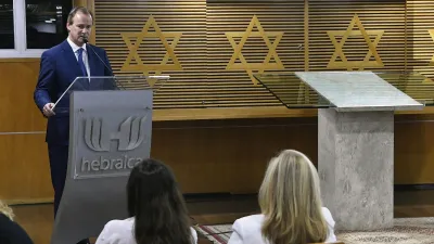 Bordet participó en San Pablo de la conmemoración a las víctimas del atentado a la AMIA