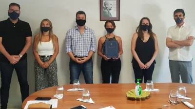 entrega aportes Viale Foot Ball Club