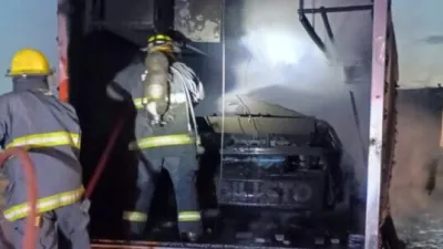 Incendio en el Mustang de Trosset