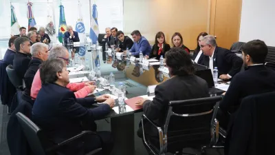 En unas semanas se trataría el proyecto para modificar el impuesto a los combustibles y el reparto de los ATN