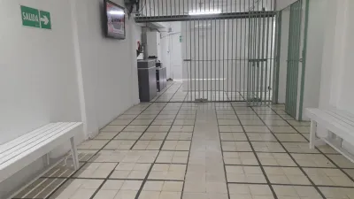 El aprehendido quedó alojado en la Alcaidía de Tribunales por disposición del fiscal Martín Wasinger.