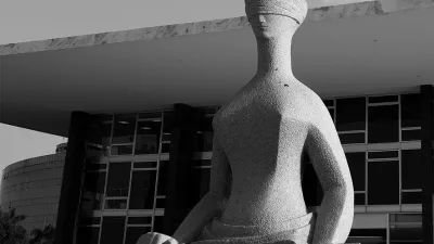 La Estatua de la Justicia frente al Supremo Tribunal Federal, Brasilia.