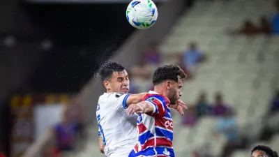 Vélez empató en Brasil