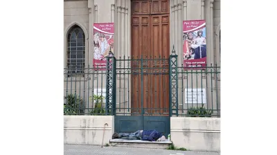 Una imagen provocadora que construye silencios.